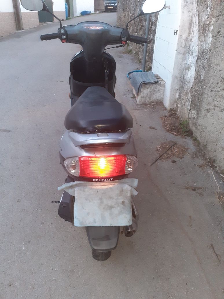 Mota peugeot 50cc 2010