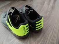 Buty halówki Decathlon Kipsta