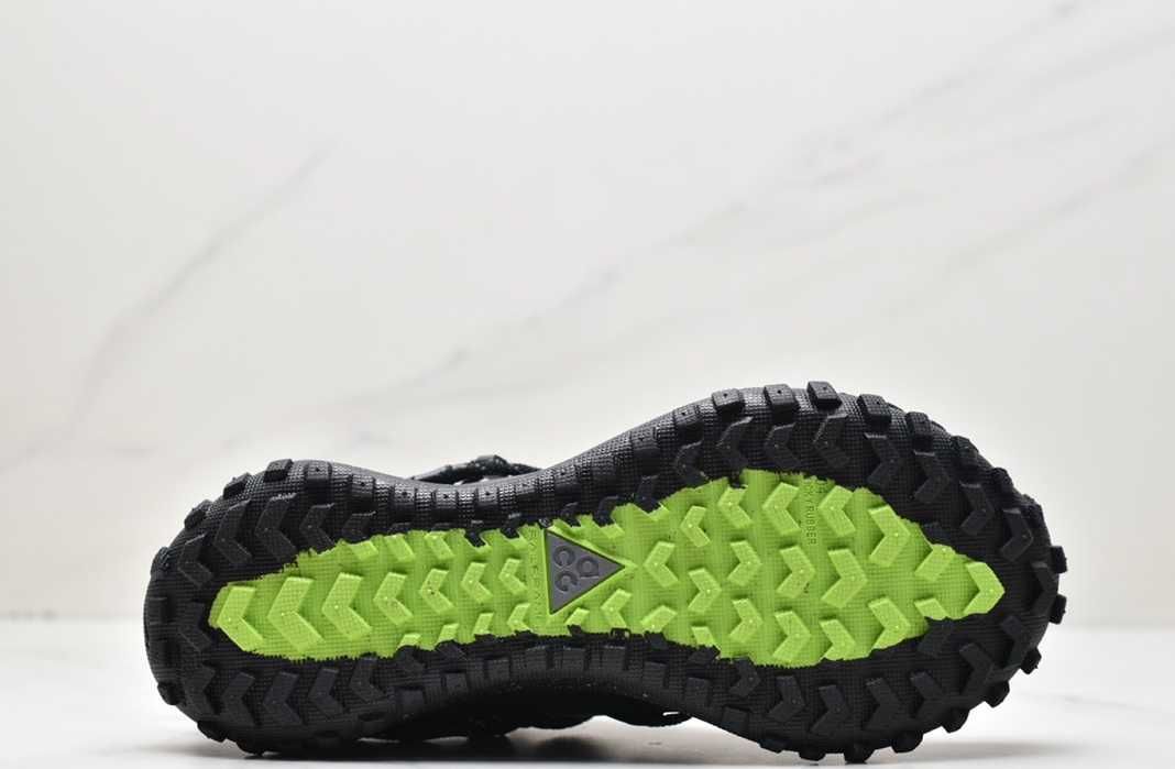 Nike ACG Mountain Fly Low Gtx SE DD2861—