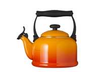 Czajnik Le Creuset 2,1L emaliowany stal czerwony NOWY USZKODZONY