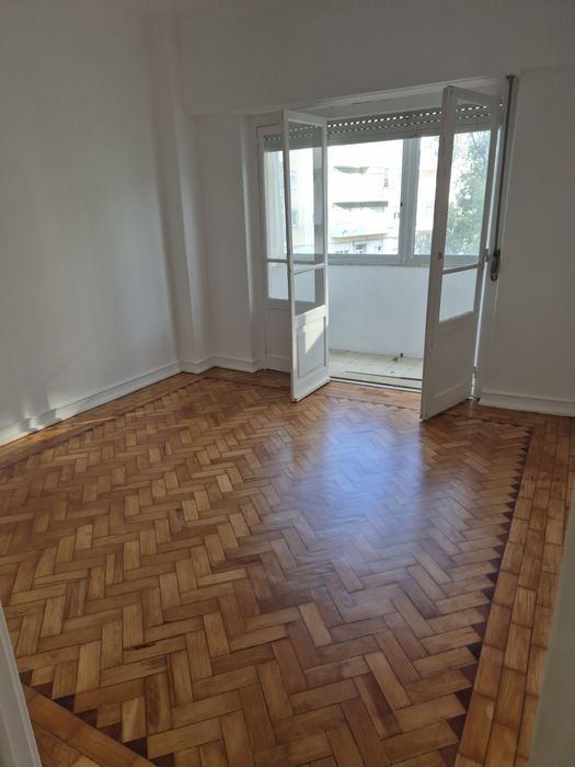 T2 Benfica, Estrada dos Arneiros