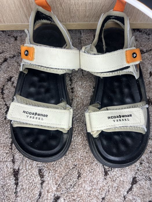 Дитячі босоніжки