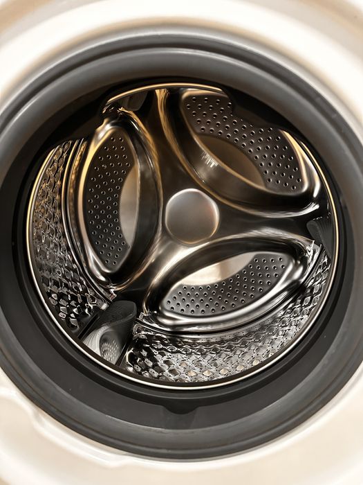 Пральна машина з сушкою KOENIC,привезена з Німеччини