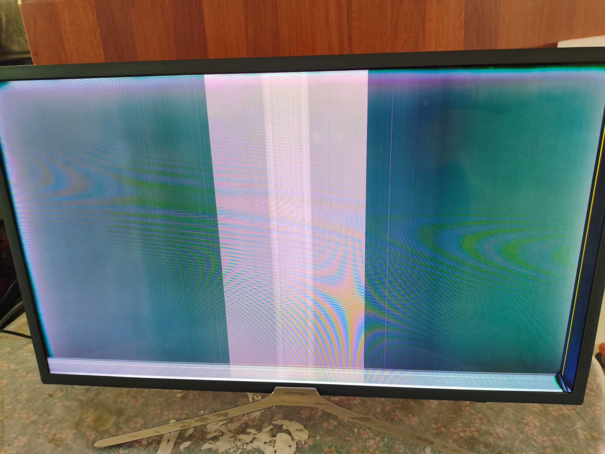 Smart TV Samsung ( avariada)