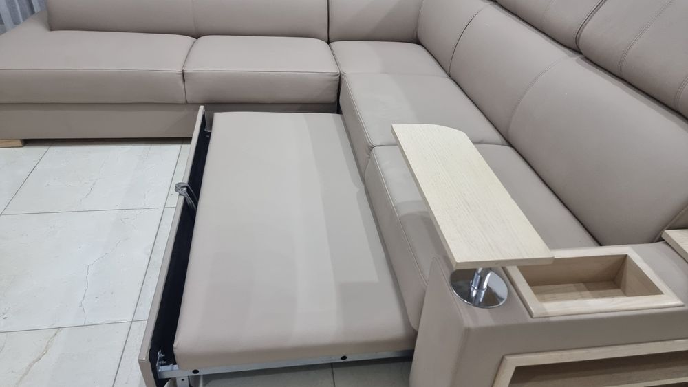 Narożnik z funkcją spania 266 x 266 eko skóra beż  wygodny zadbany