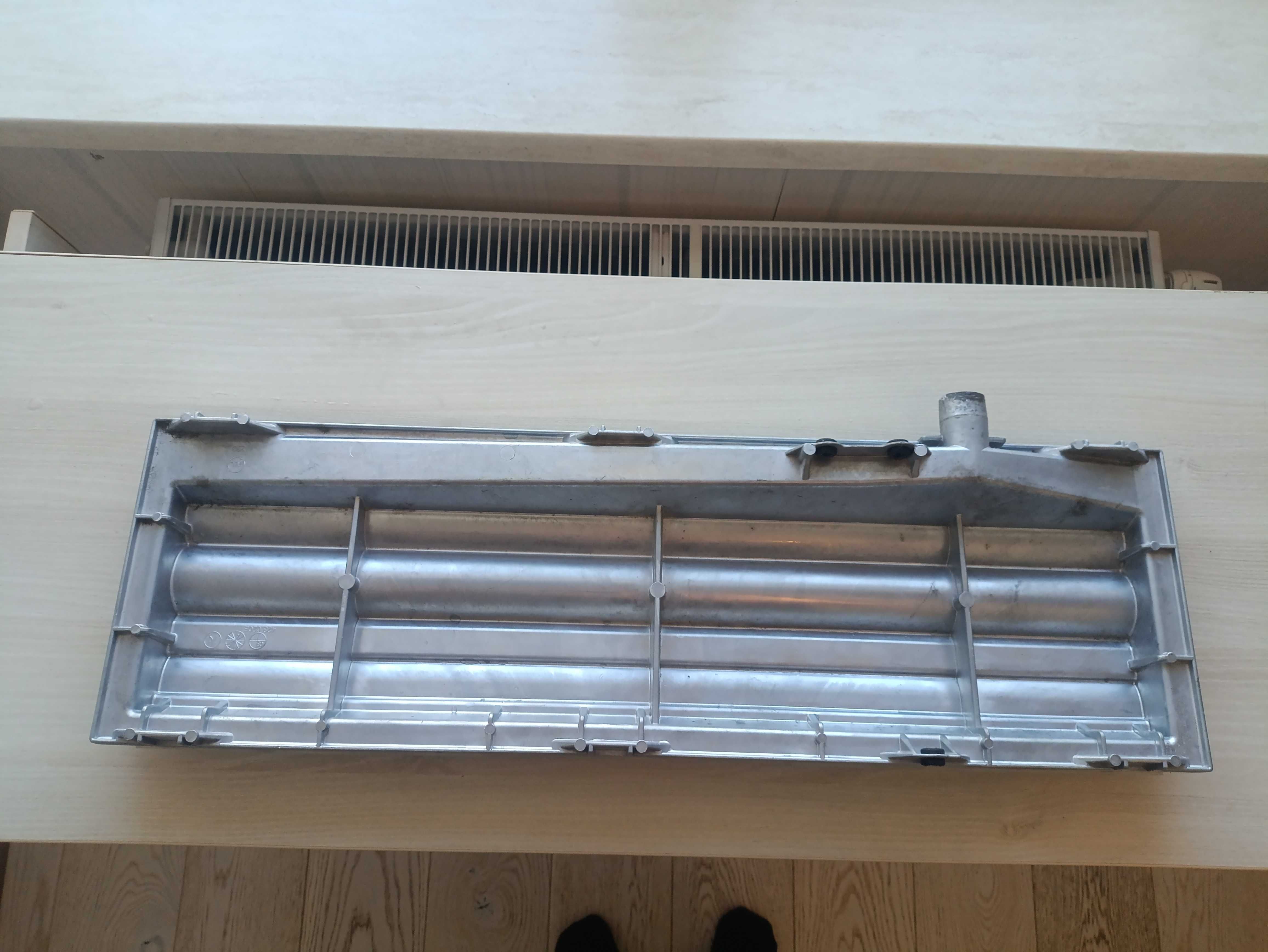 Кришка теплообмінника  і з`єднувальна труба до котла BUDERUS GB112-60W