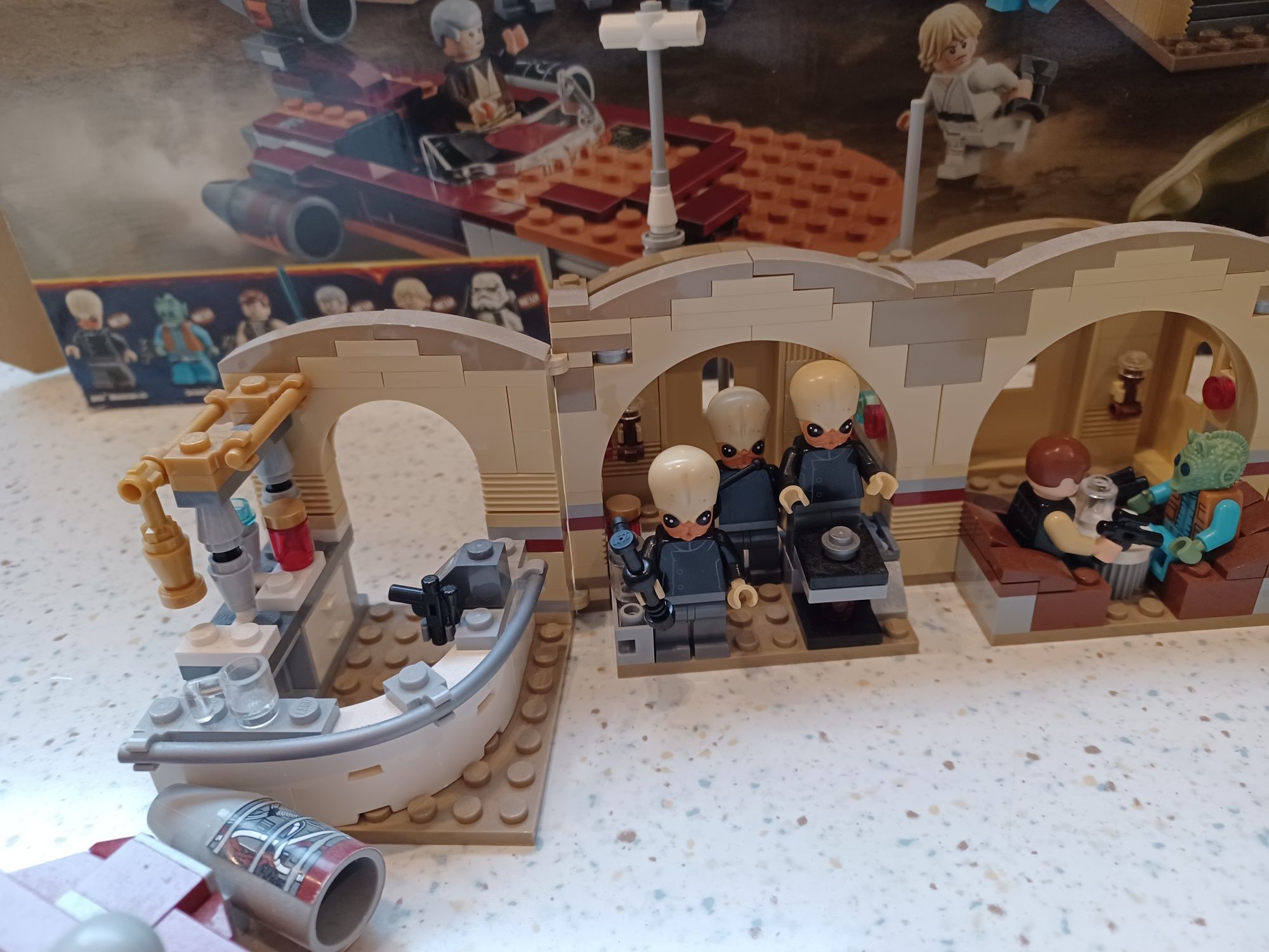 LEGO 75052 Kantyna Mos Eisley. Bez figurek
