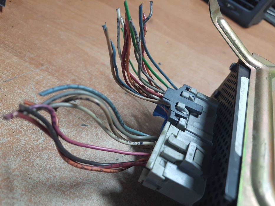 Усилитель підсилювач Мерседес МЛ w163 A1638200189