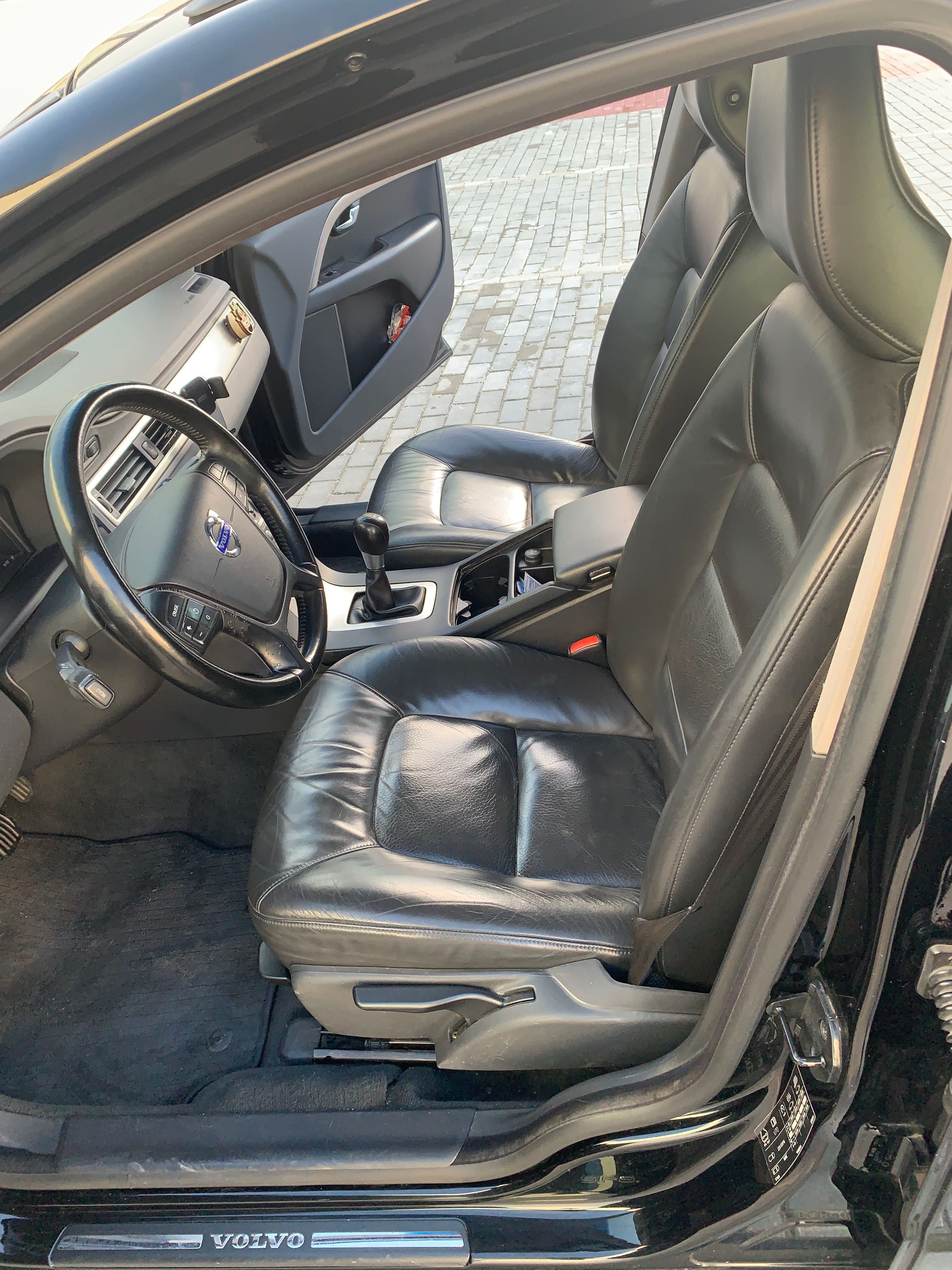 Volvo V70 2010  para venda negociável