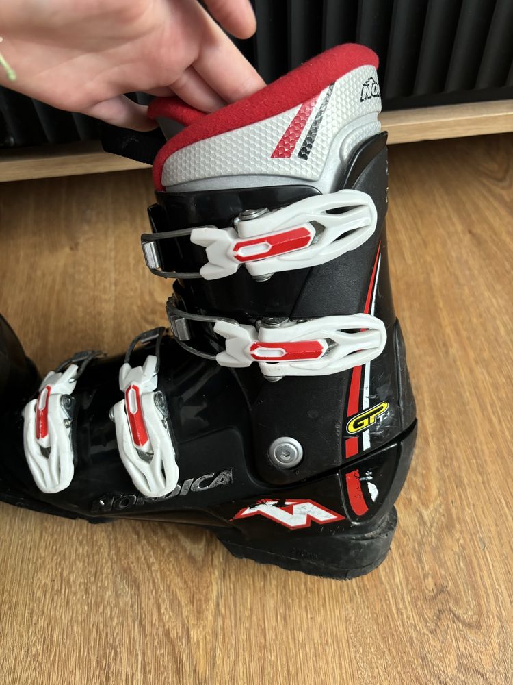 Dziecięce buty narciarskie
