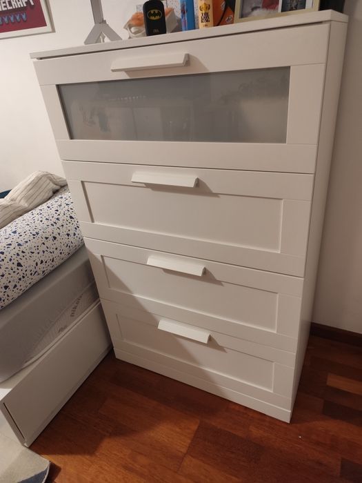 Armário IKEA 4 gavetas