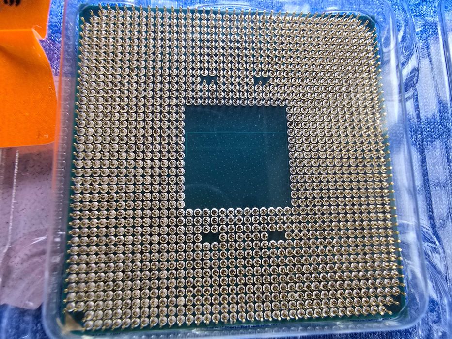 Ryzen 7 5700x новий процесор AMD AM4 пломба