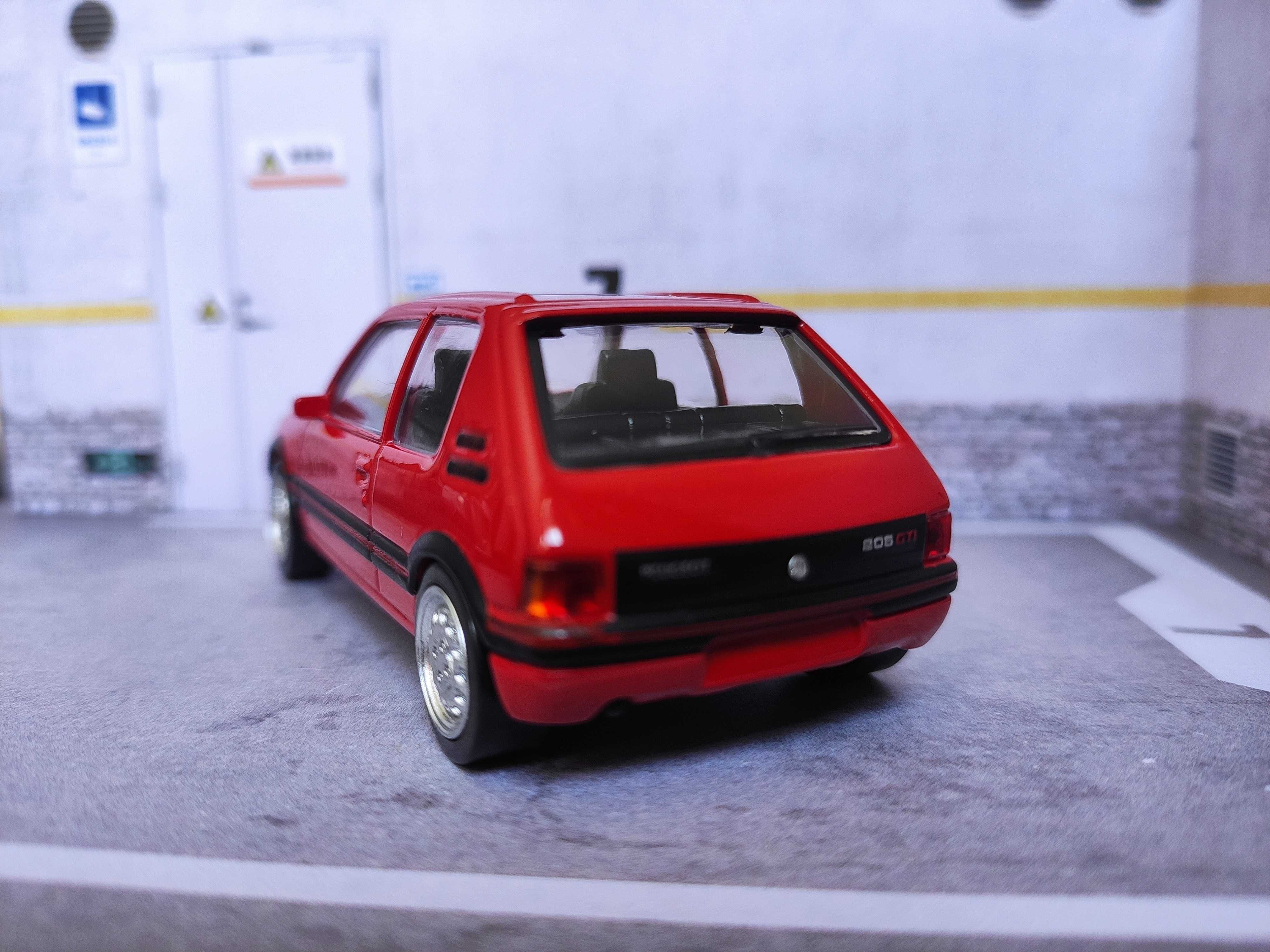 Carro Miniatura Peugeot 205 GTI - 1:43 - Oferta ENVIO