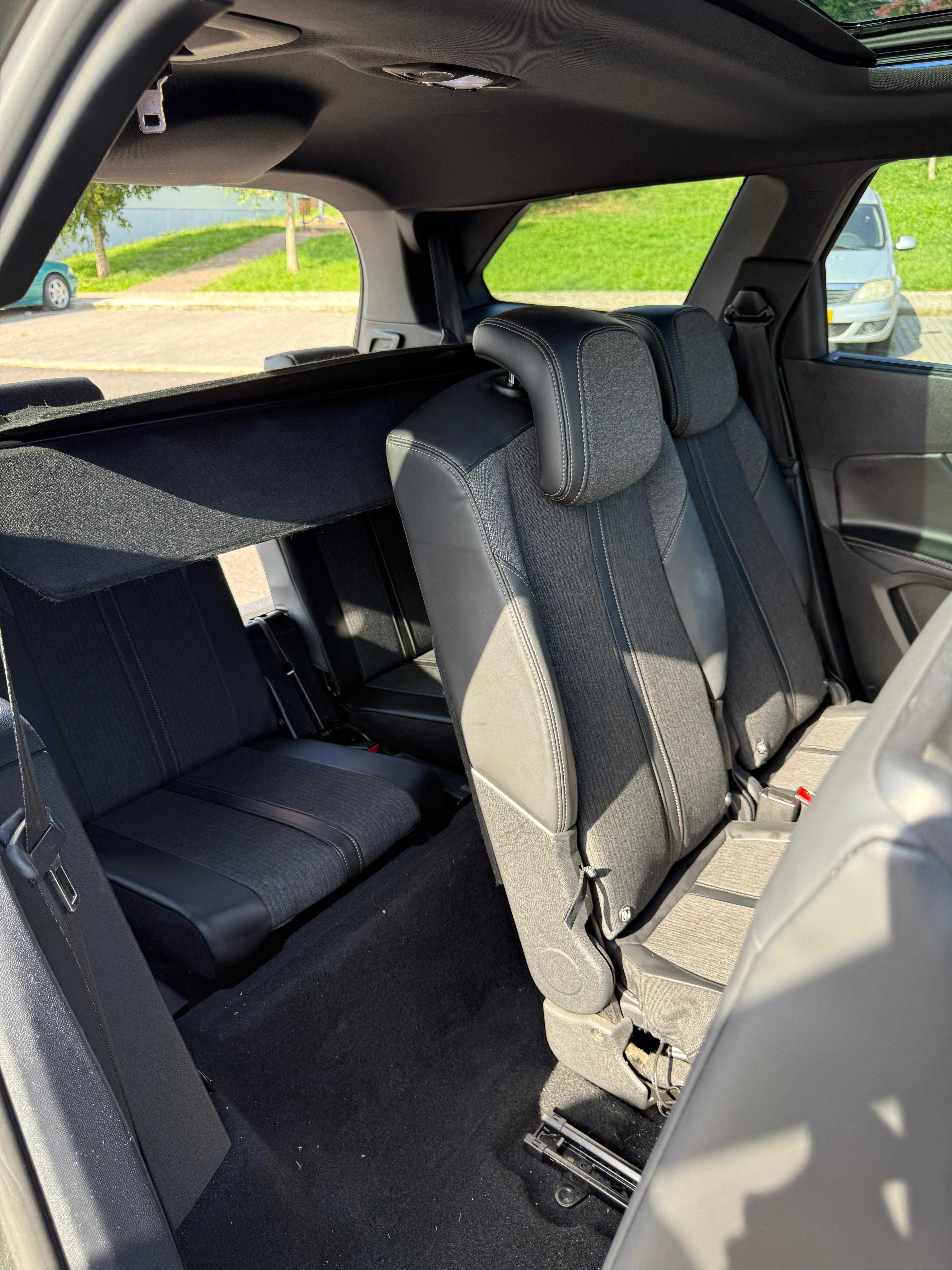 Peugeot 5008 GT Line 7 Lugares 1.6cc  2018