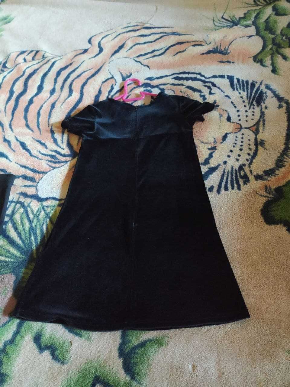 Черная юбка платье marks&spencer удобно для школы