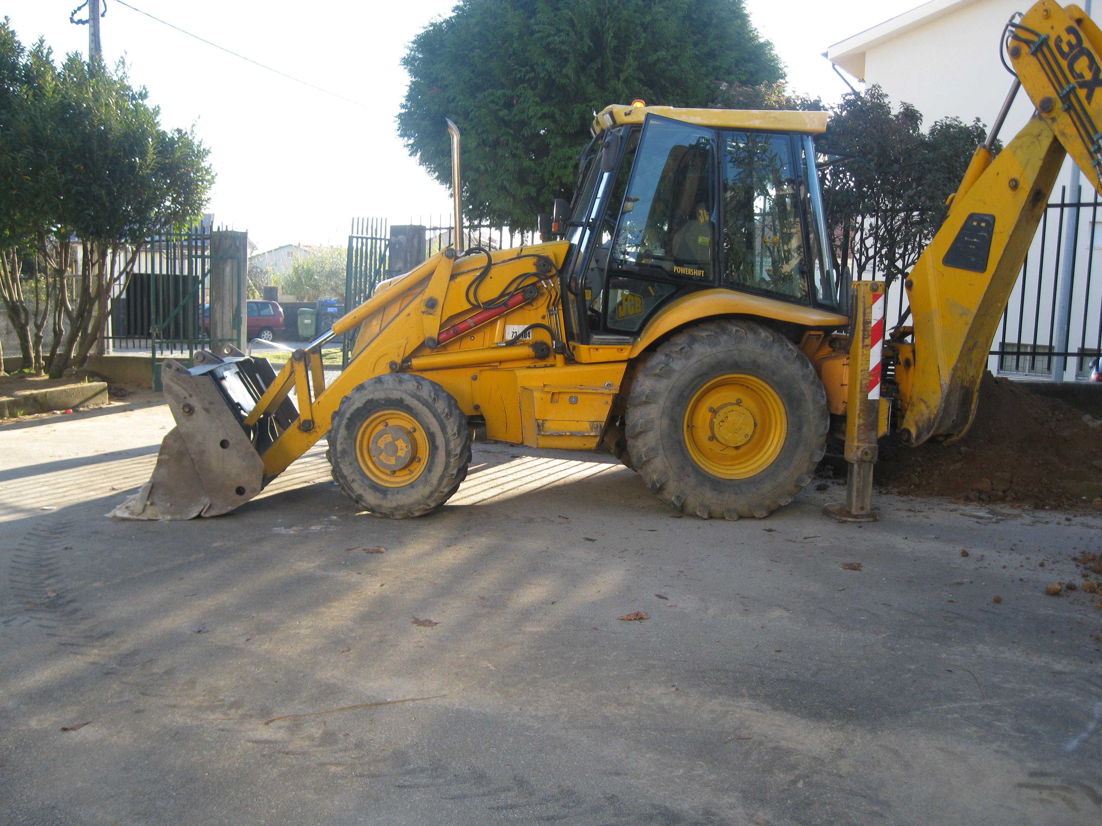 LImpeza de Terrenos  Demolições