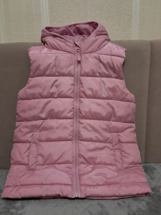 Жилетка на дівчинку 140 см