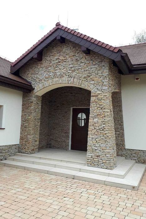 kamień na elewację ryska granit kamień ogrodowy ozdobny