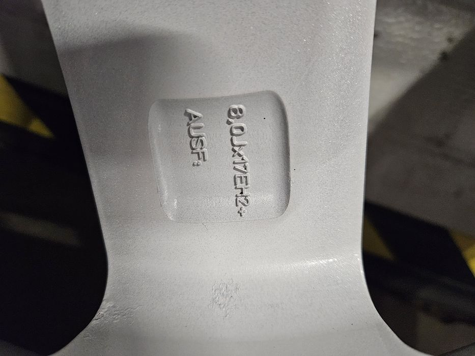 Koła Felgi Bmw 5 f10 f11 17 cali 5x120 opony zimowe