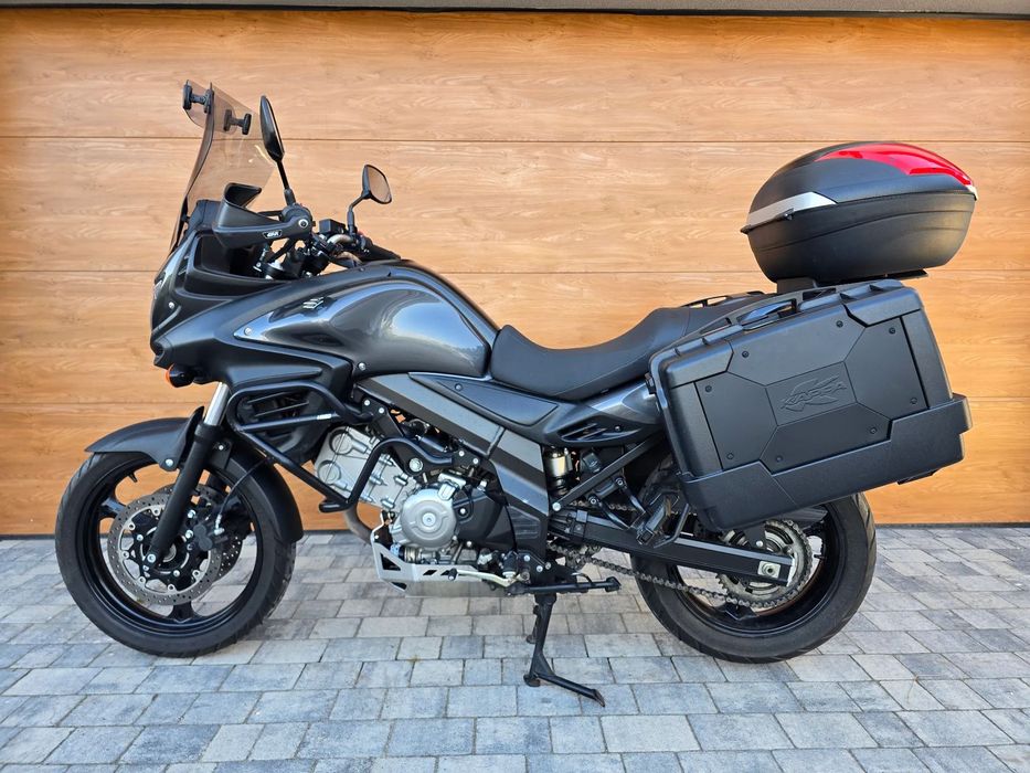 Suzuki V-STROM Suzuki DL650A V-Strom 2014, 23 600 km, komplet akcesoriów.