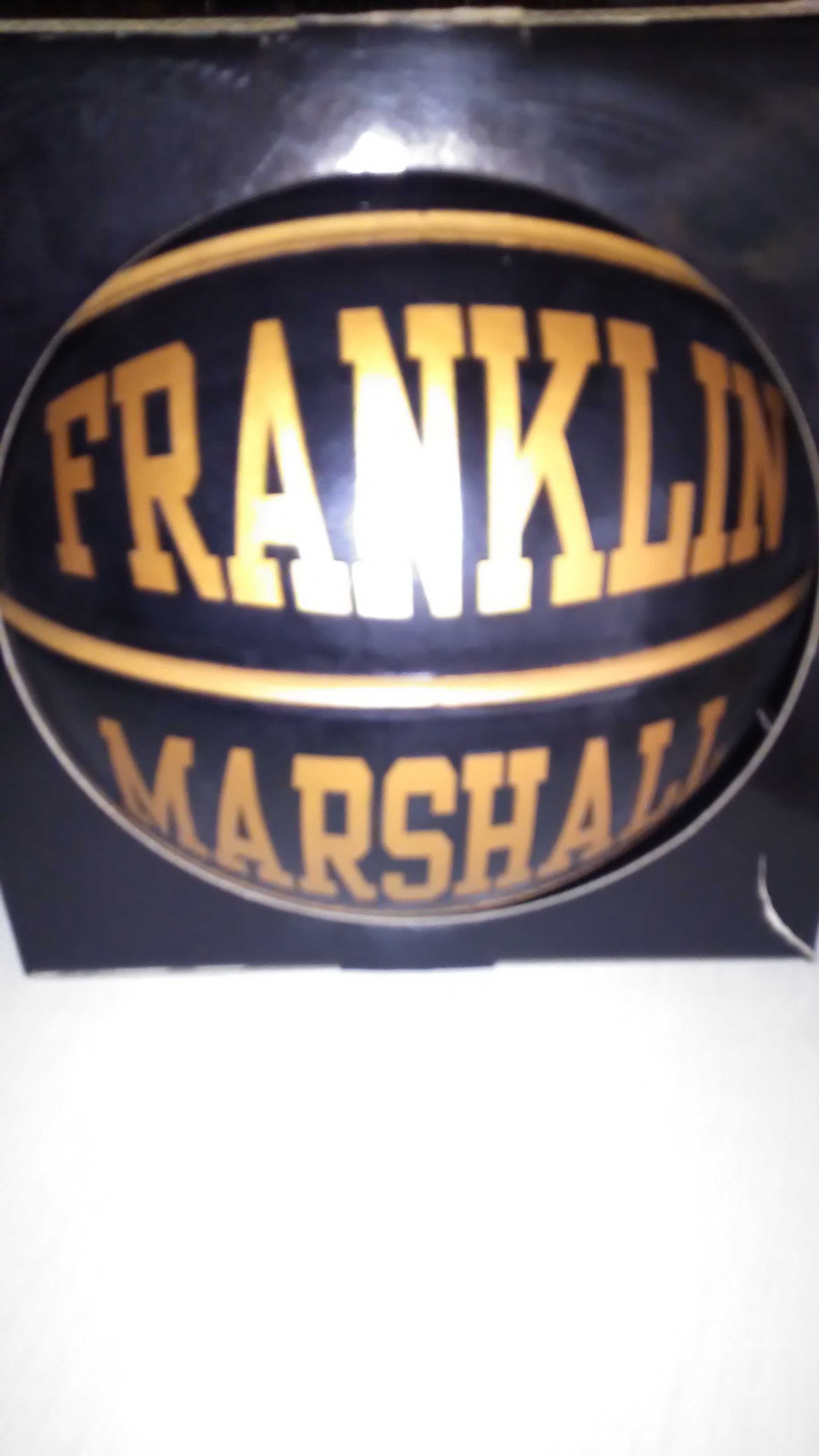 Bola basket Franklin Marshall