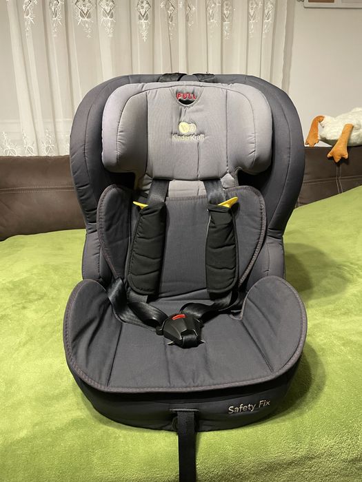 Крісло автомобільне дитяче