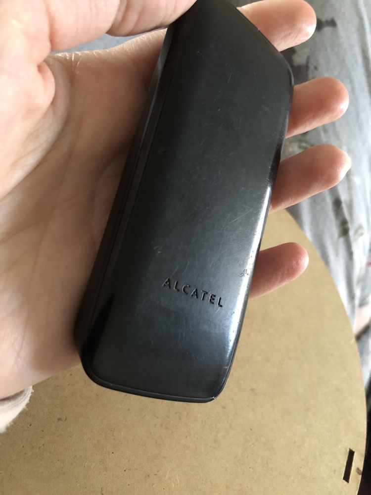 Мобільний телефон alcatel