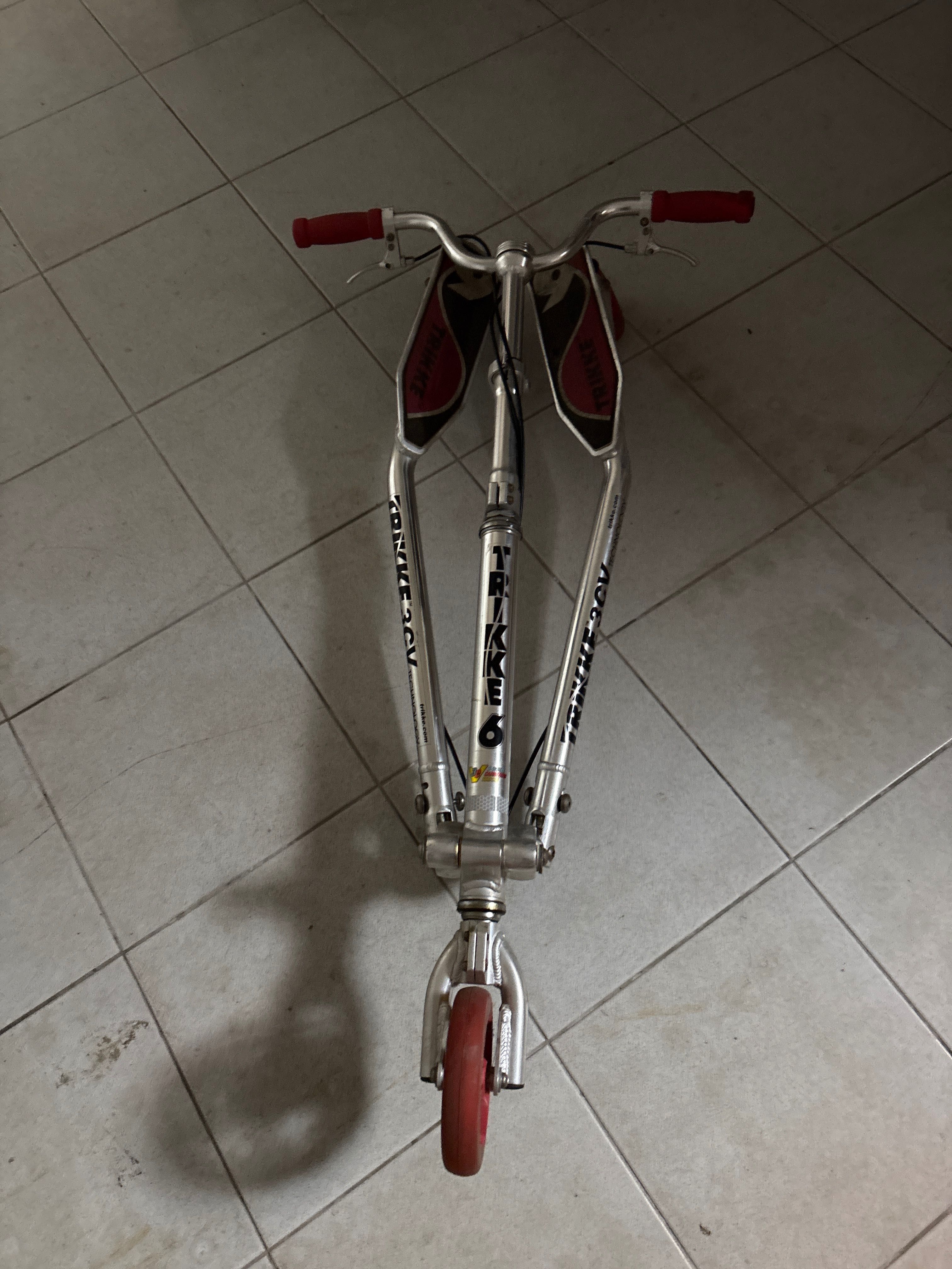 Trikke 6 3cv Em alumínio. Como nova.