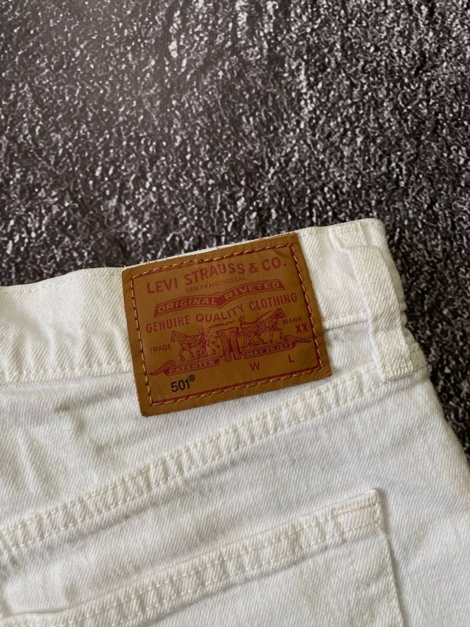 Жіночі шорти Levi's