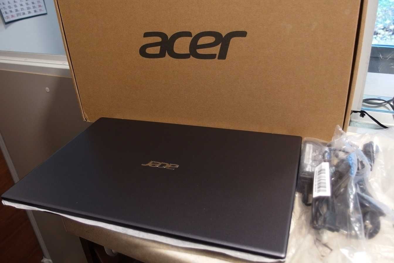 Laptop ACER Extensa 15 intel i3 8GB ssd 256GB Win10