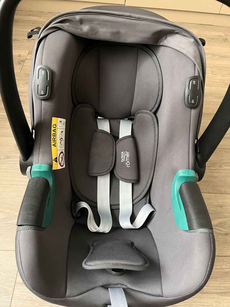 Автокрісло Britax Romer Baby-Safe ISense