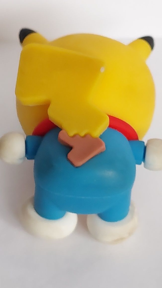 Pikachu- Doraemon - Japonia- Figurka