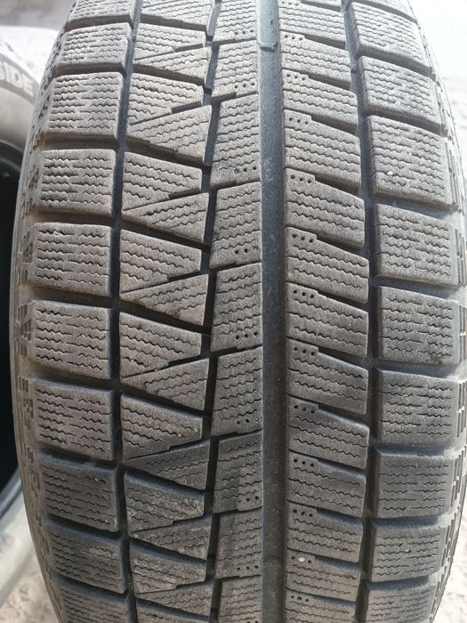 Продам шини 225.60.R16