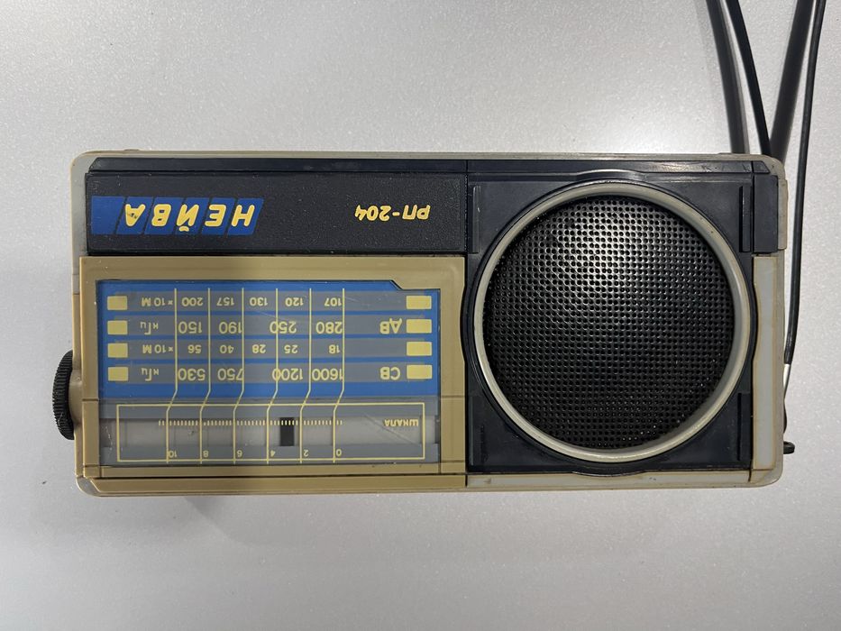 Радио Транзистор Нейва РП-204 рабочее