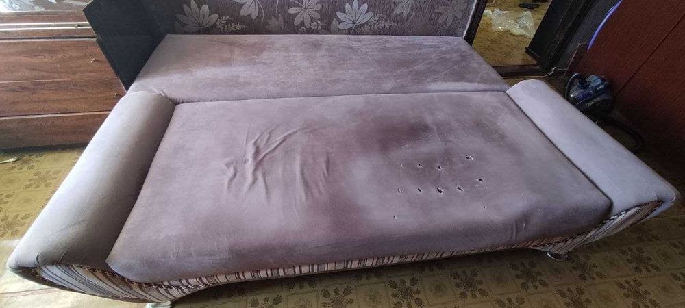 Продам срочно диван Сара-3, Еврокнижка б/у