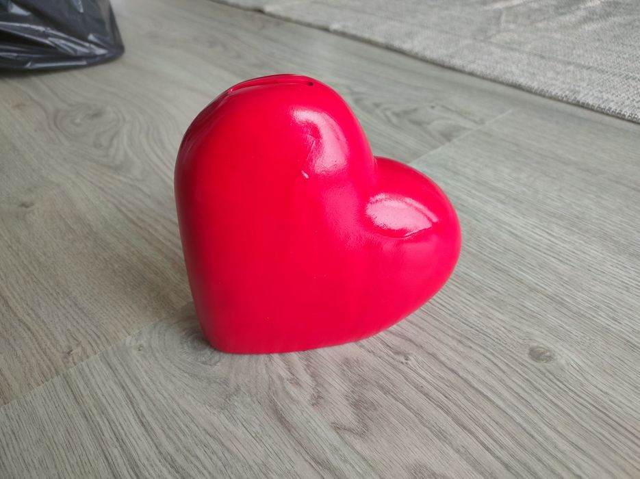 Mealheiro formato de coração