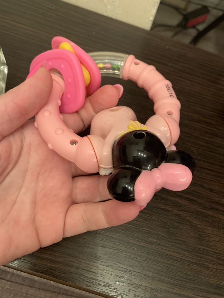Погремушка кольцо грызунок игрушка disney микки мики маус розовая