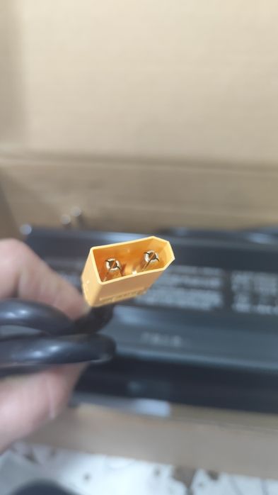 Зарядний пристрій 72v 18a