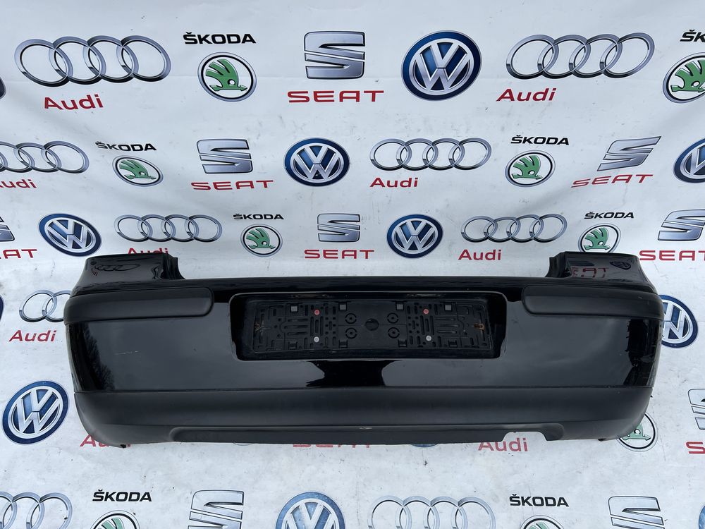 Бампер задній Volkswagen Golf 4 Гольф 4 хечбек