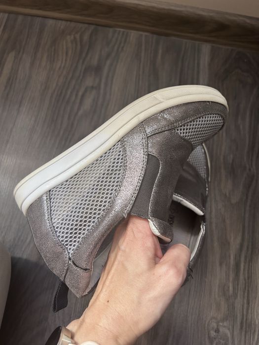 Adidasy szare damskie daszynski