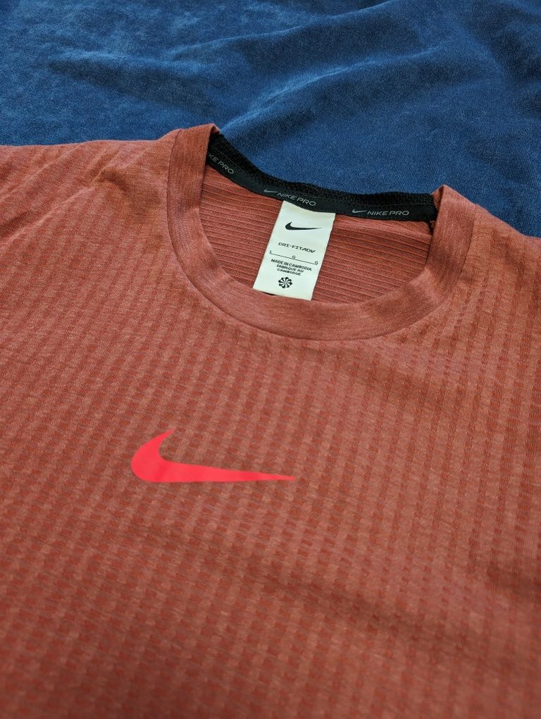 Nike dri-fit adv tee orange футболка розмір Л