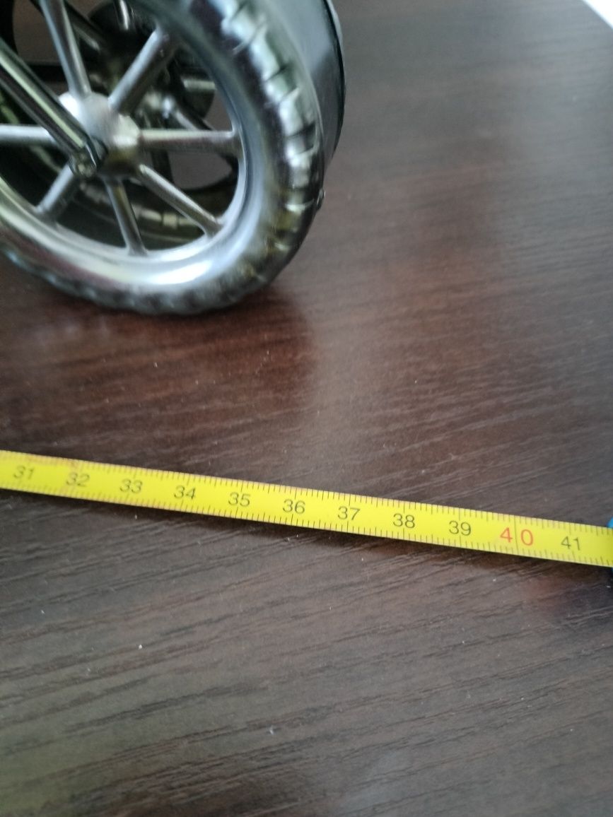 Stojak na butelkę prezent 30 urodziny