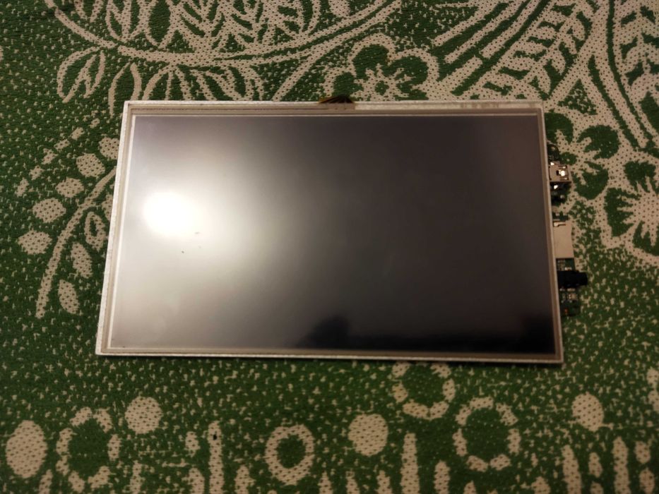 GPS навигатор 7дюймов(запчасти).