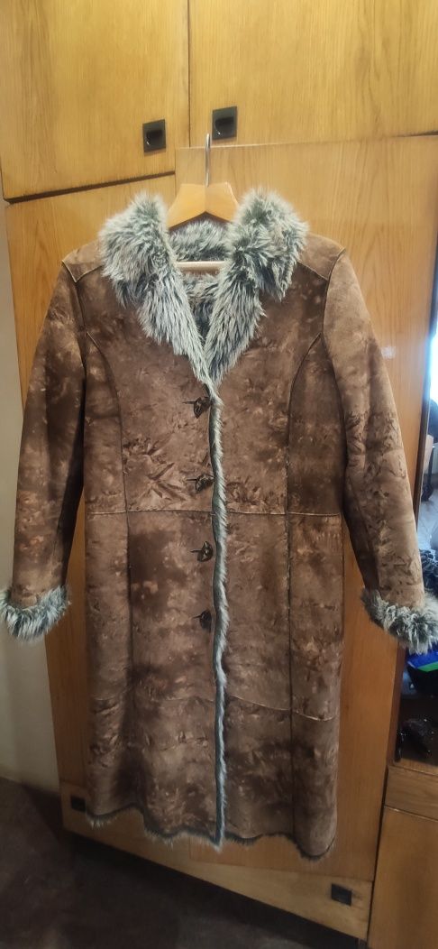 Продам женскую дублёнку Marks & Spencer