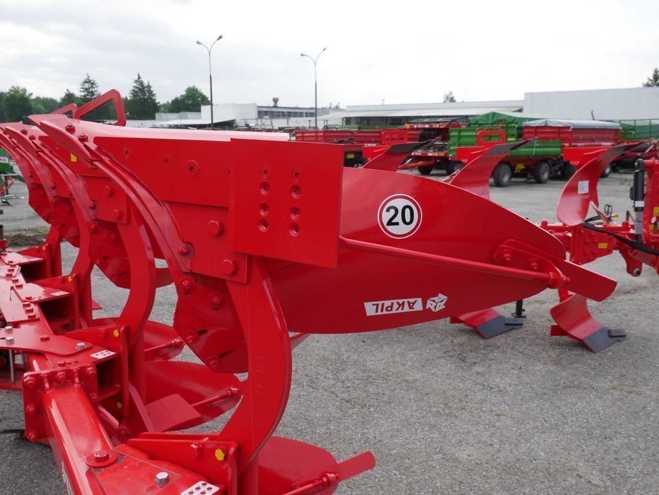 Pług Obracalny Obrotowy KM80 2+,2+1, 3+, 3+1, 4+ AKPIL