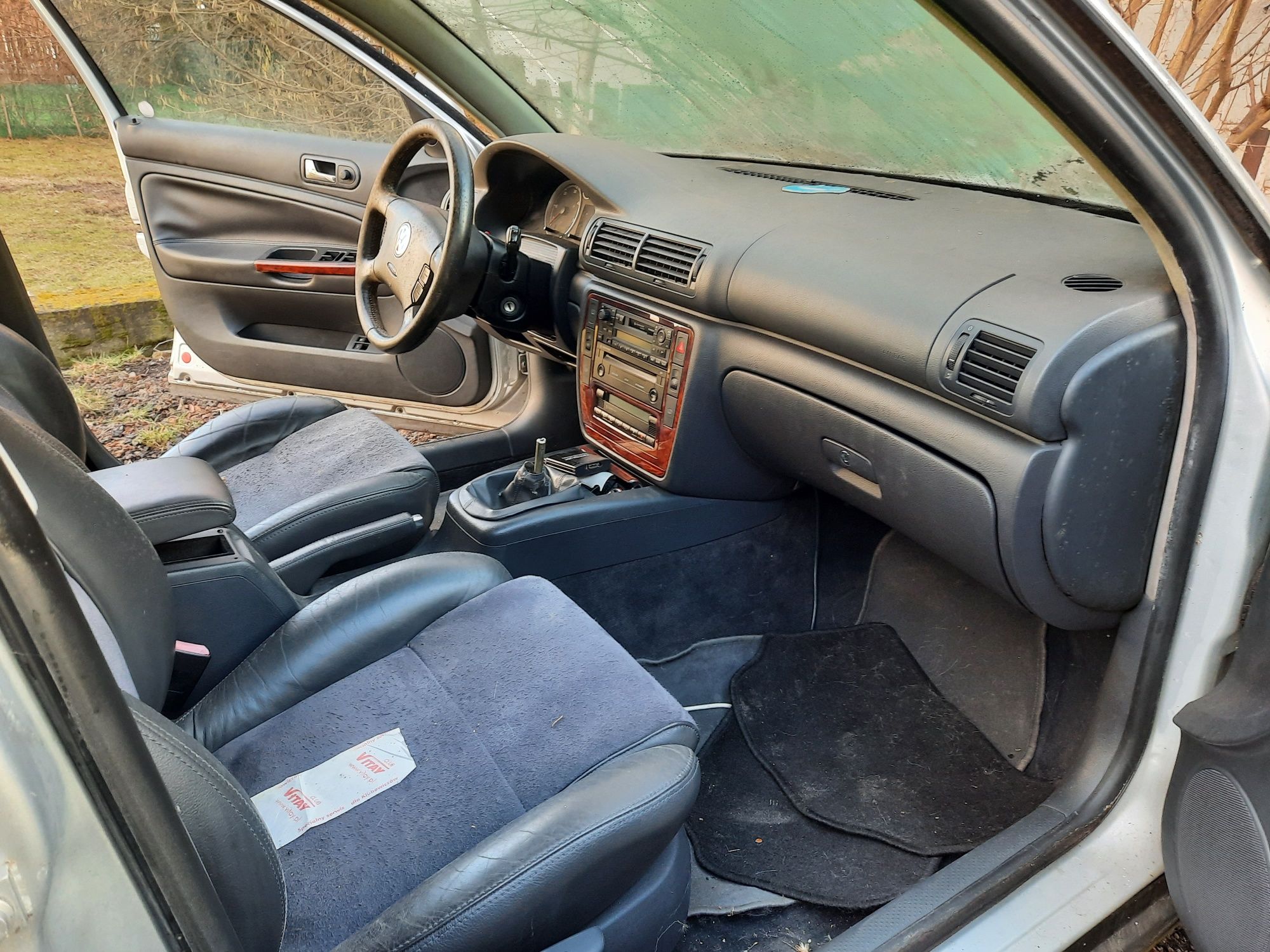 Cześć passat b5 2005 rok 1,9 TDI 130KM