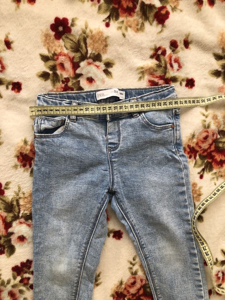 Spodnie/dżinsy/jeansy ZARA Baby rozmiar 104 stan idealny