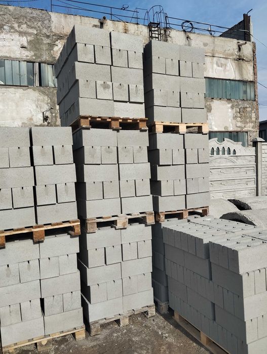 Шлакоблок,блок для будівництва 2700 грн/М3