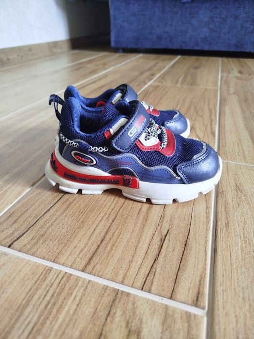 Кросівки 26 розмір