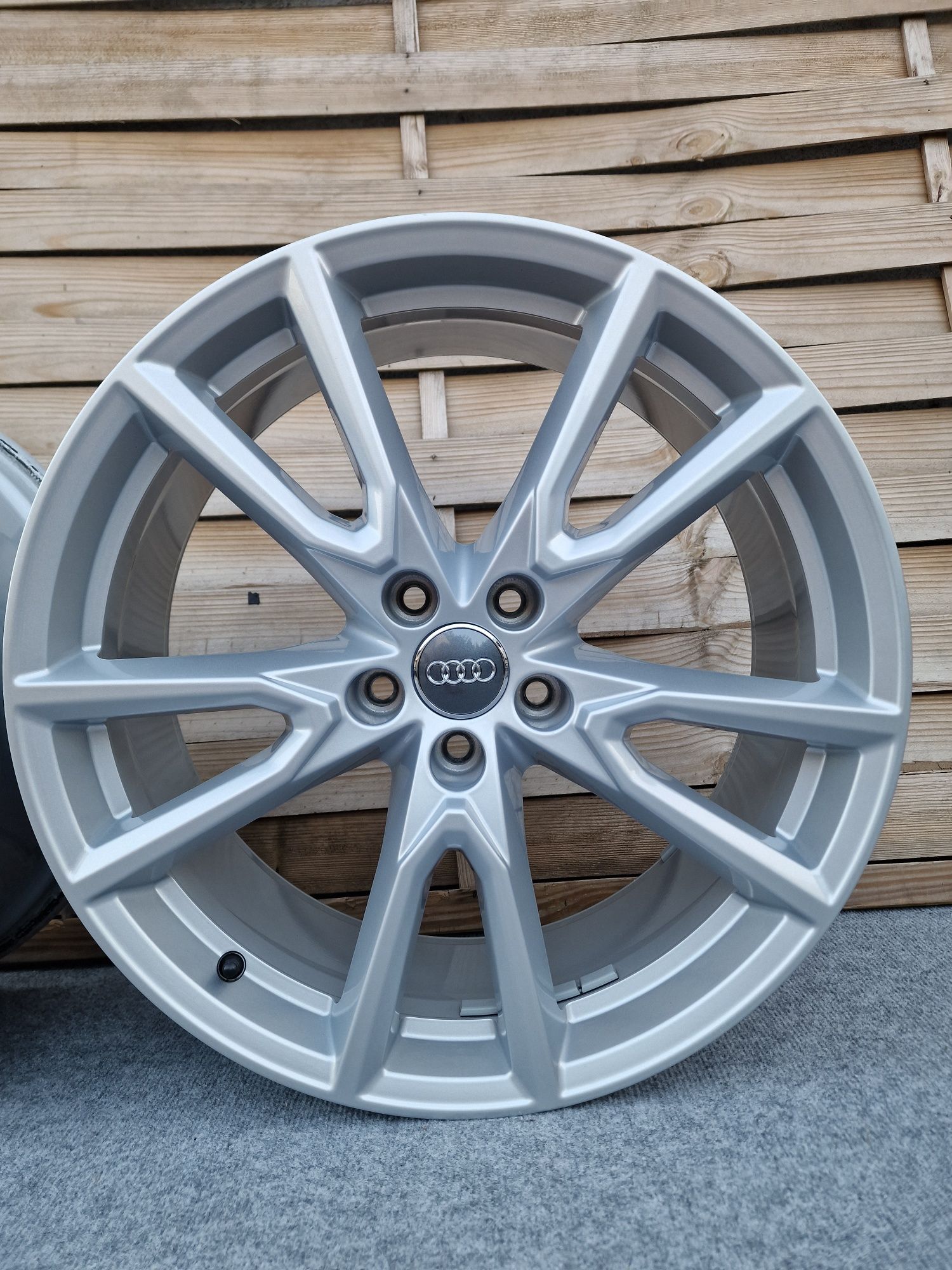 FELGI 20' 5x112 AUDI A3 A4 A6 A8 Q2 Q3 Q4 Q5 S3 S4 S5 S8 RS-5 e-tron